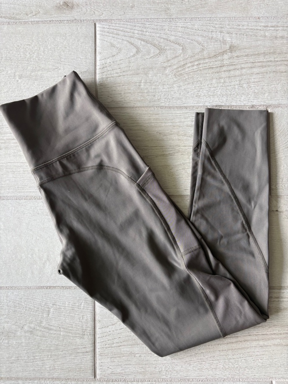 Offline by Aerie High Rise 7/8 Leggings - Size Medium